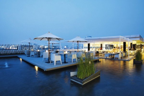 Centara Watergate Pavillion Hotel Bangkok