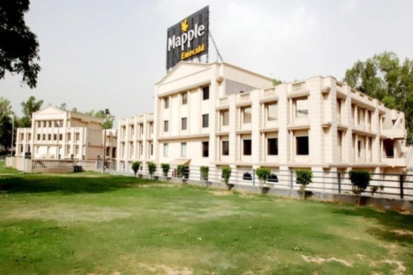 Stellar Resorts