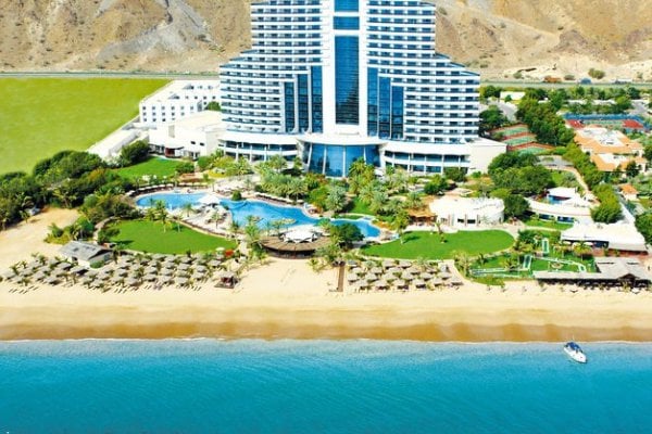 Le Meridien Al Aqah Beach Resort recenzie