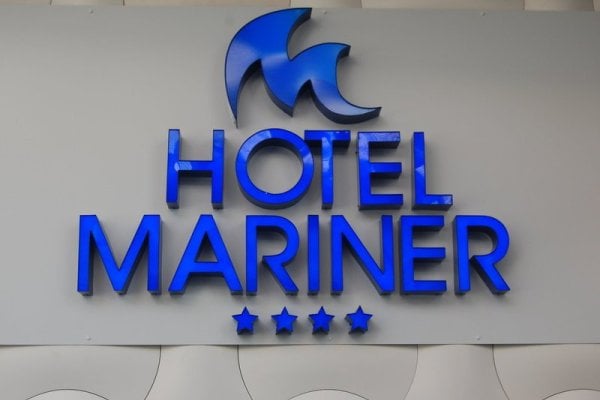 Mariner Hotel