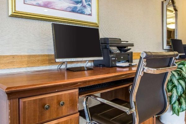 Holiday Inn Chicago  Midway Airport S