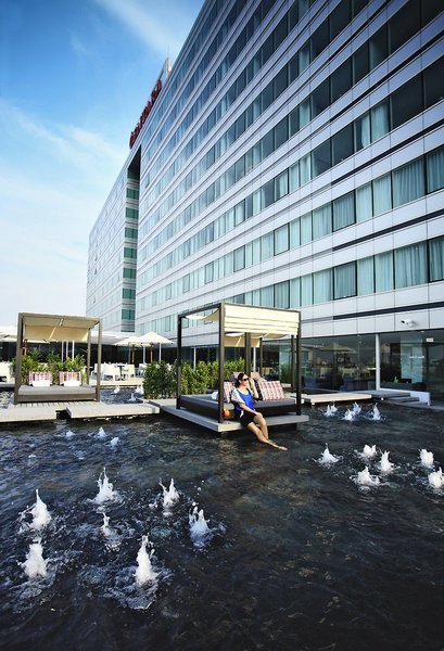 Centara Watergate Pavillion Hotel Bangkok