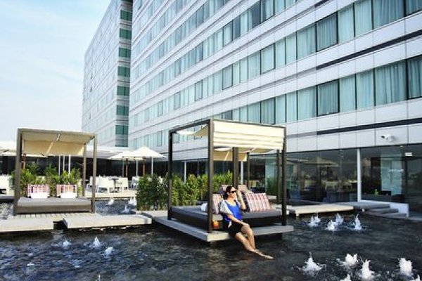 Centara Watergate Pavillion Hotel Bangkok