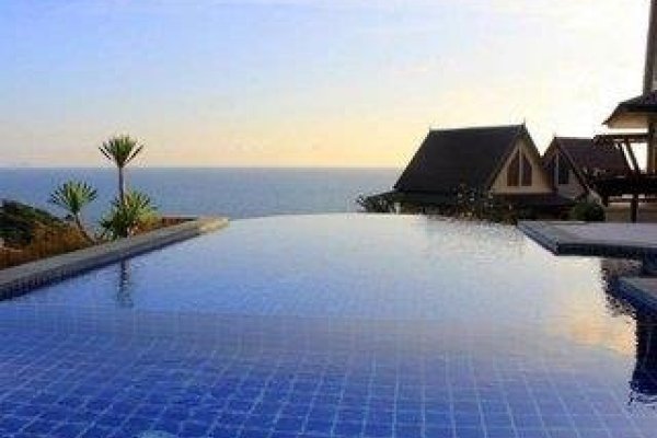 Baan Kantiang See Panorama Villa Resort