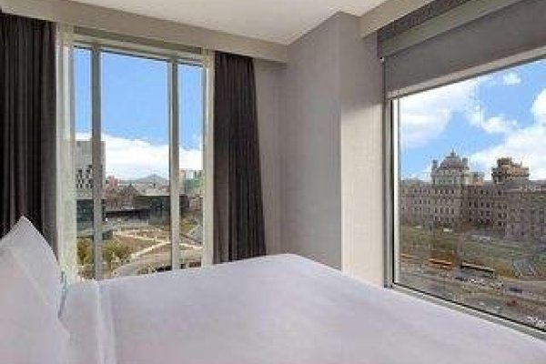 Homewood Suites By Hilton Montreal Downtown