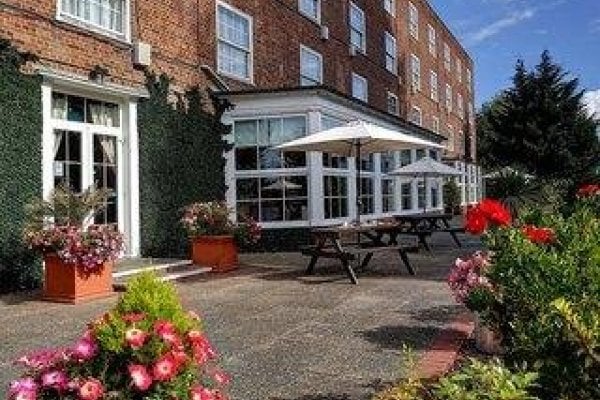 Best Western Welwyn Garden City Homestead Court Hotel