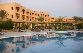 Elphistone Resort recenzie