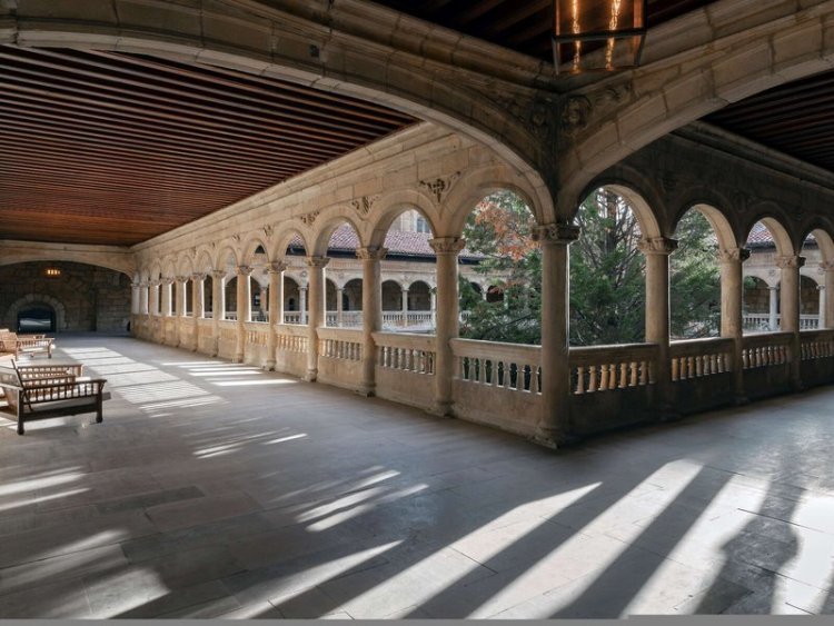 Parador de León