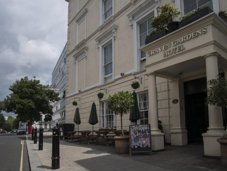 Smart Hyde Park View Hostel