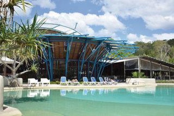 Kingfisher Bay Resort