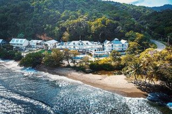 Manta Lodge Hotel And Dive Centre