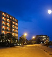 Royal Riverside Hoi An Hotel