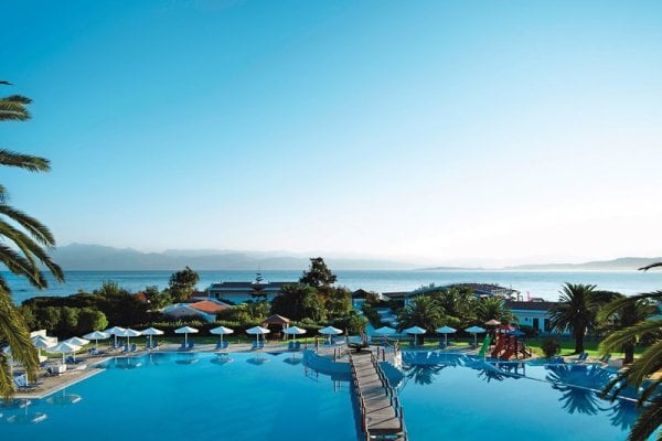 Roda Beach Resort & Spa recenzie