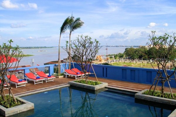 Frangipani Royal Palace Hotel & Spa