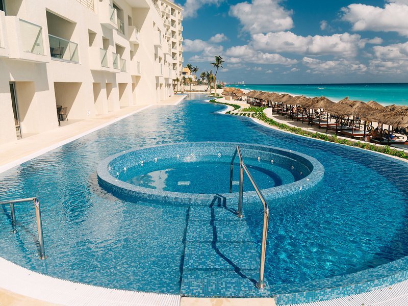 Emporio Cancun recenzie