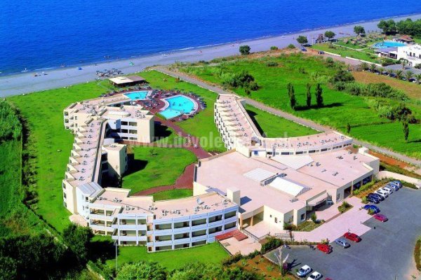 Hotel Apladas Beach