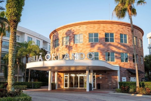 Melia Orlando Celebration