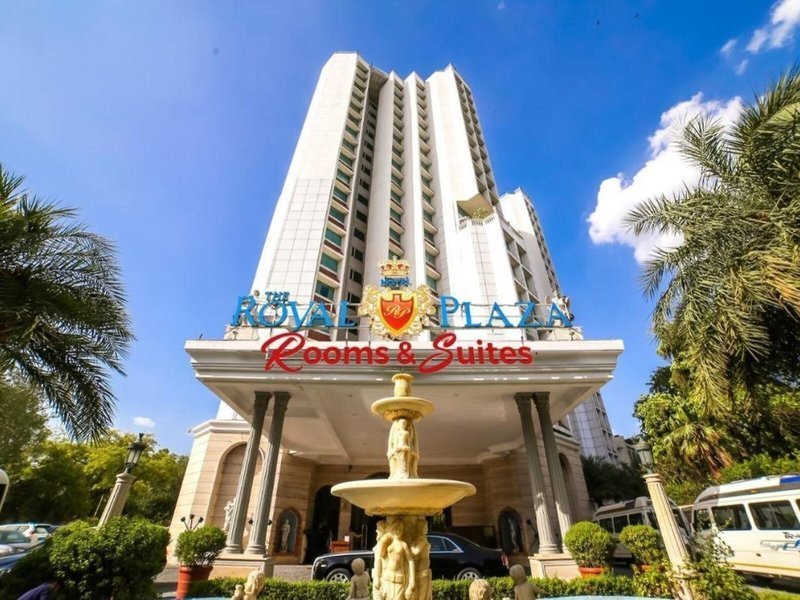 The Royal Plaza recenzie