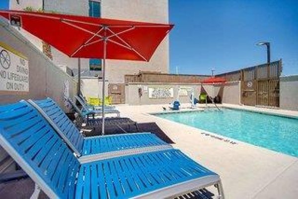 Home2 Suites By Hilton Las Vegas North