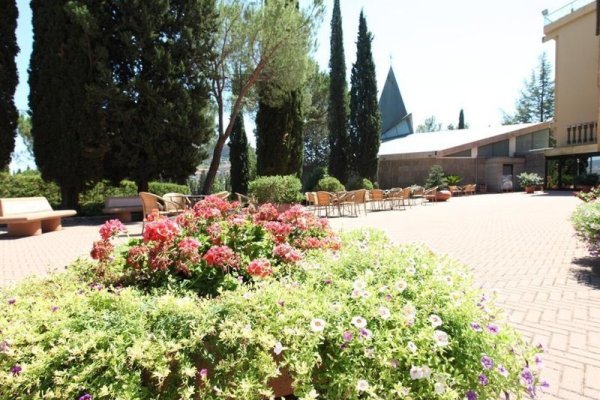 Hotel Oasi Dei Discepoli
