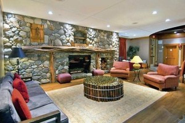 Legends Whistler Creekside Hotel