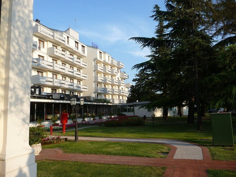 Villa Fiorita recenzie