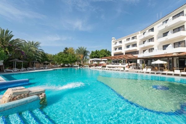 Pobytový zájazd Cyprus, Paphos: Paphos Gardens Holiday Resort 3*
