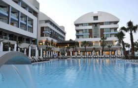 Port Side Resort recenzie