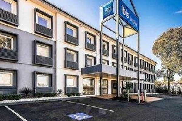 Ibis Budget Campbelltown
