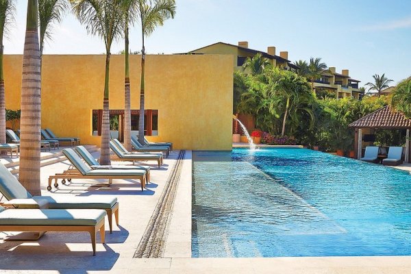 Four Seasons Resort Punta Mita