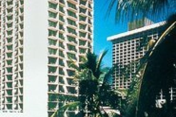Waikiki Beachcomber By Outrigger