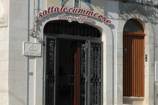Sotto Le Cummerse