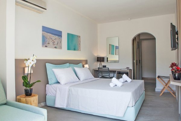 Kriamos Blue Hotel