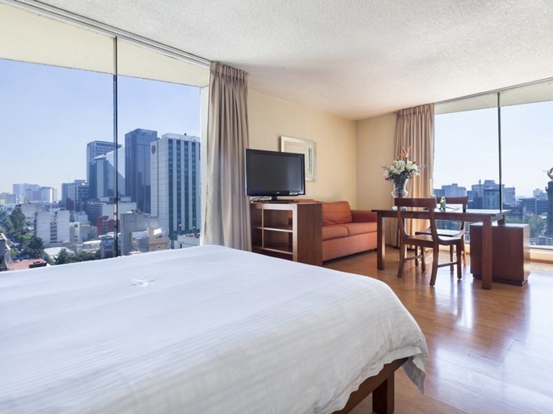 Exe Suites San Marino recenzie