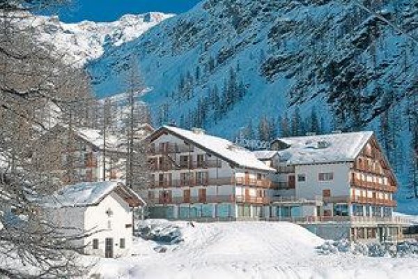 La Trinite Monboso Hotel