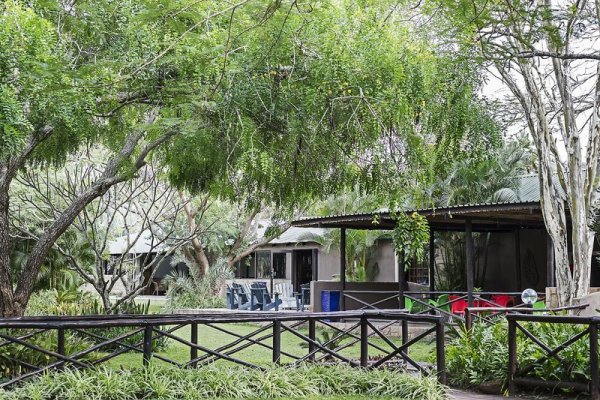 Emdoneni Lodge