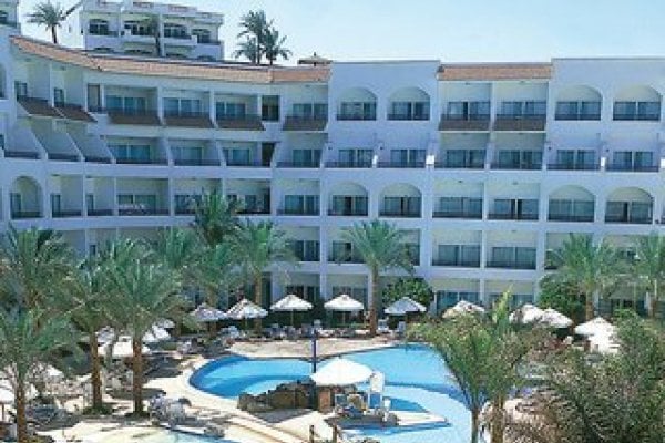 Na Ama Bay Hotel & Resort