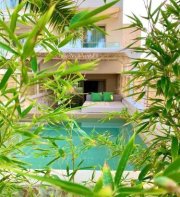 MAKO Sea & Suites