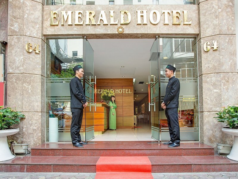 Emerald recenzie