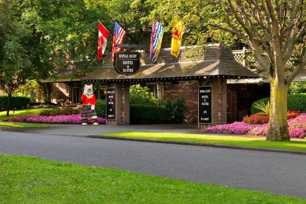 Royal Scot Hotel & Suites