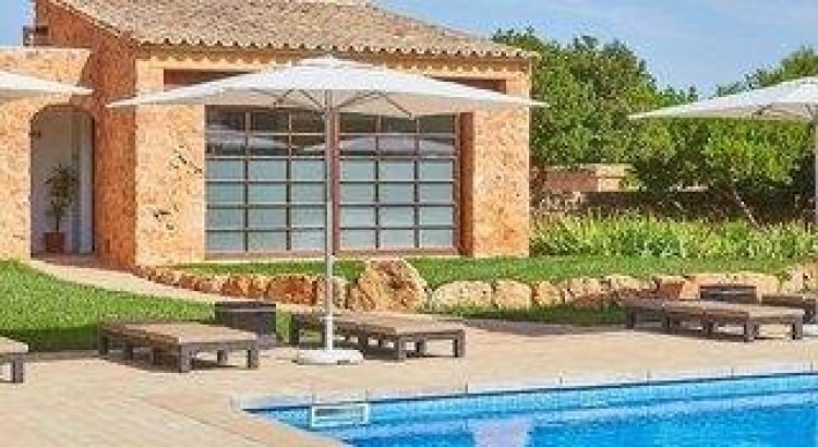 Bennoc Petit Hotel