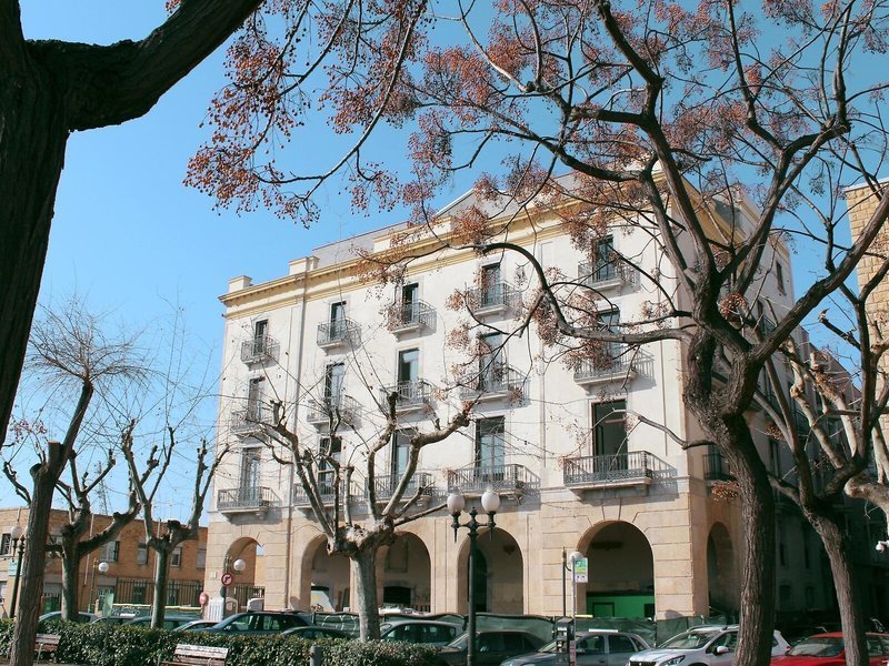 Port Plaza Apartments recenzie