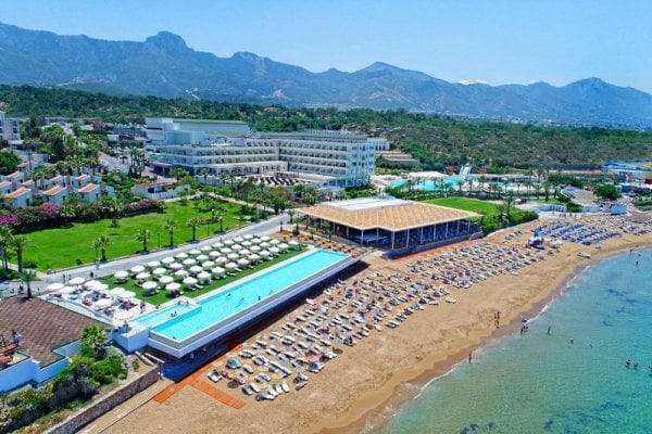 Acapulco Resort Convention SPA Hotel recenzie