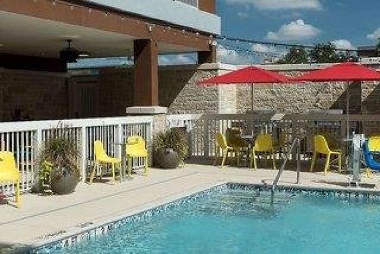 Home2 Suites by Hilton Fort Worth Cultural District