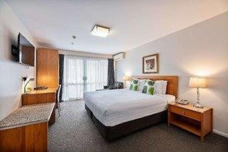 Best Western Newmarket Inn & Suites