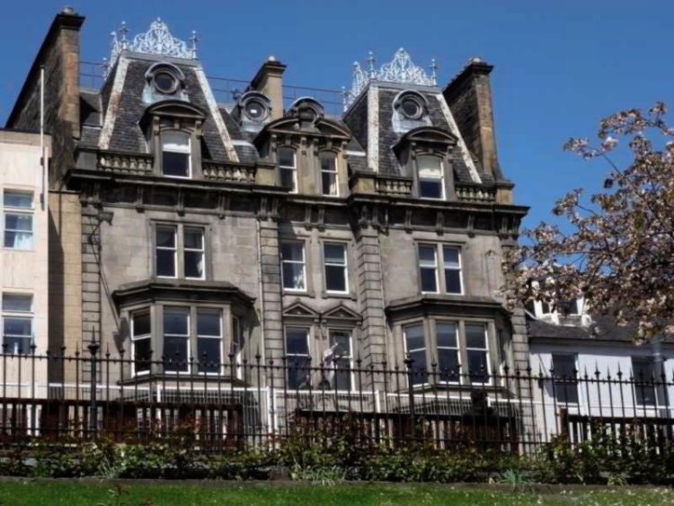 Royal Overseas League Hotel