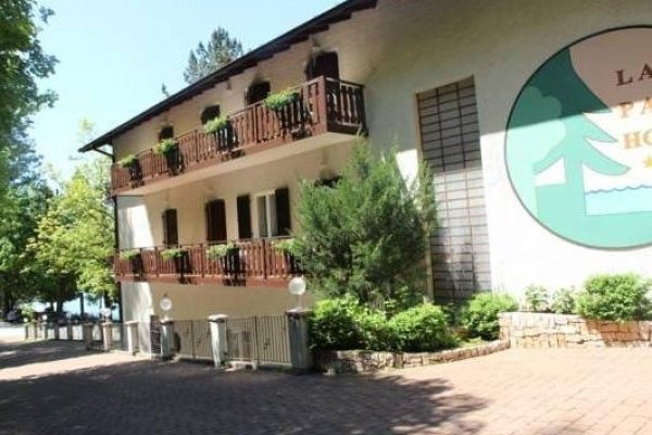 Lago Park Hotel