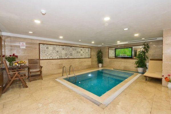 Darkmen Boutique Hotel