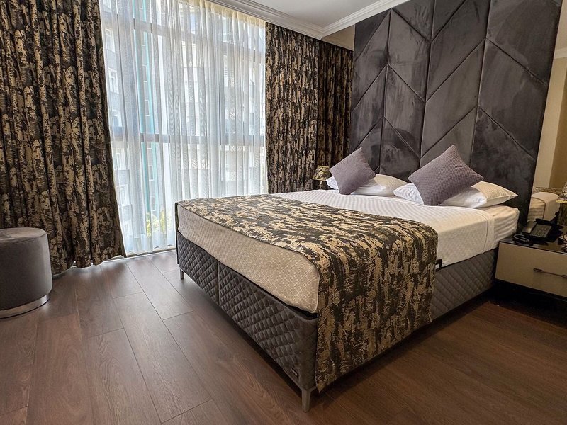 Alice Hotel