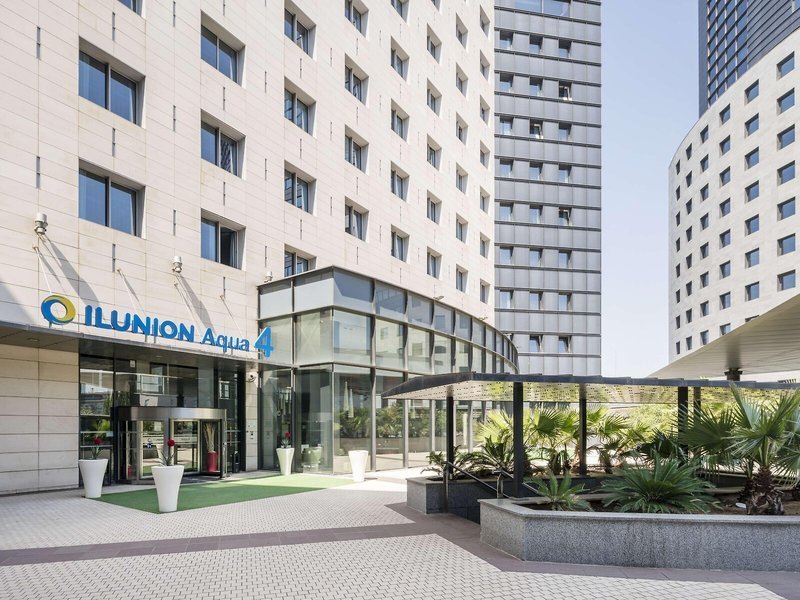 Hotel ILUNION Aqua 4  recenzie